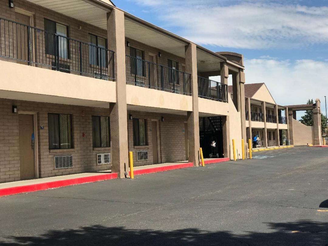 Days Inn By Wyndham Albuquerque West Esterno foto
